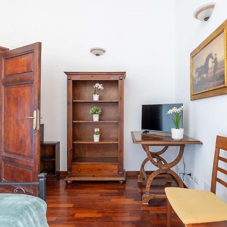 Luxury Apartment In The Heart Of Rome - Near Metro A And B Eksteriør billede